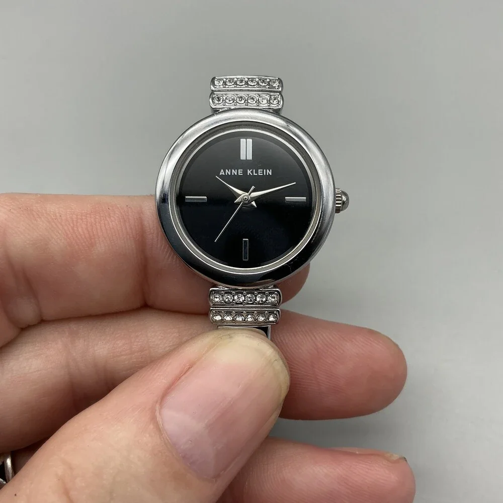 Anne Klein see photos